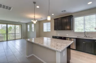 Photo #6: 5937088 Listing