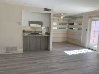 Photo #2: 5947170 Listing