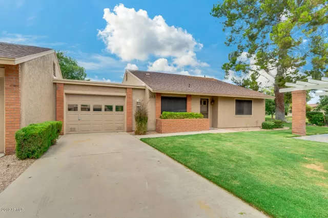 MLS: 5951787 Condo For Sale