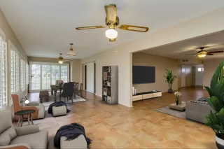 Photo #2: 5951787 Listing 