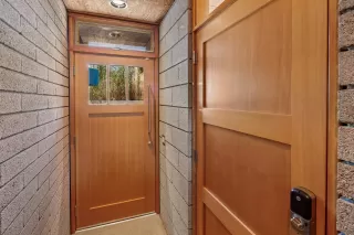 Photo #2: 5958331 Listing