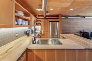 Photo #5: 5958331 Listing