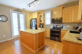 Photo #3: 5964040 Listing
