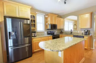 Photo #4: 5964040 Listing