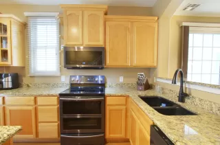 Photo #5: 5964040 Listing