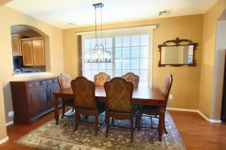 Photo #6: 5964040 Listing