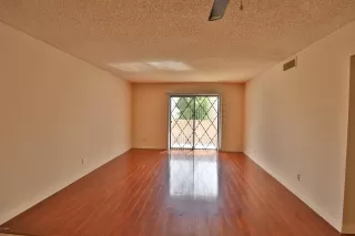 Photo #6: 5965213 Listing 