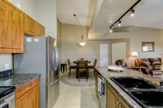 Photo #1: 5965900 Listing