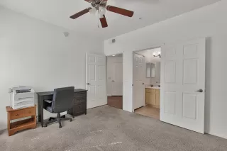 Photo #6: 5978065 Listing