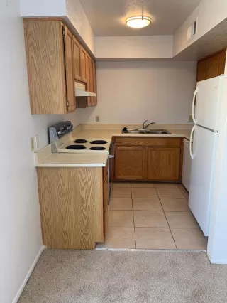 Photo #6: 5981981 Listing