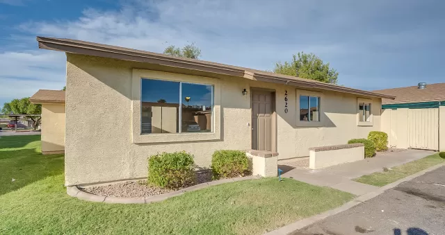 MLS: 5983864 Condo For Sale