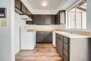 Photo #2: 5983864 Listing 