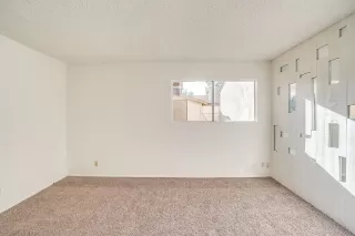 Photo #3: 5983864 Listing 