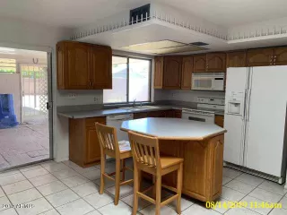 Photo #2: 5985801 Listing