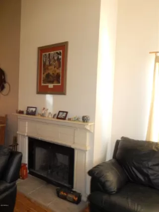 Photo #4: 5987319 Listing