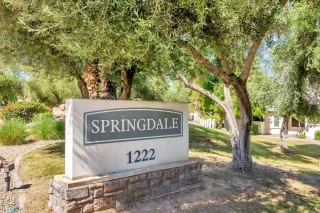 Photo #6: 5987329 Listing