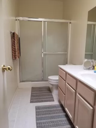 Photo #4: 5987356 Listing