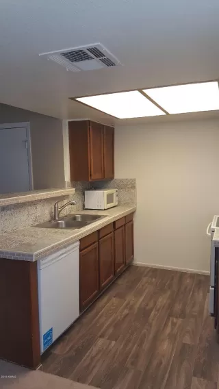 Photo #1: 5989475 Listing