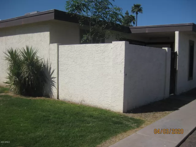 MLS: 5989483 Condo For Sale