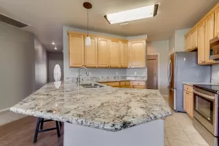 Photo #6: 5990568 Listing