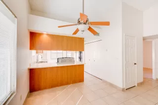 Photo #4: 5990922 Listing