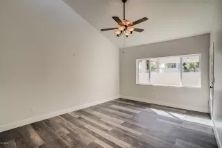 Photo #5: 5991183 Listing