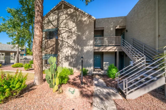 MLS: 5991215 Condo For Sale