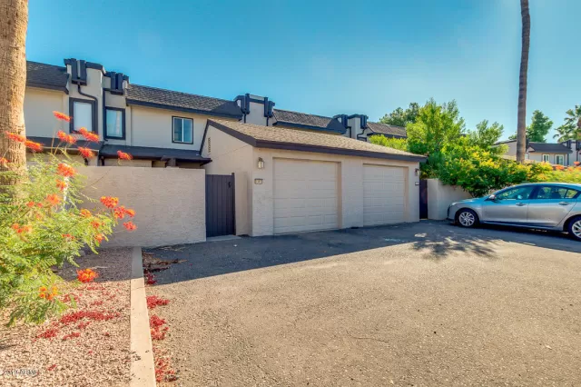 MLS: 5991254 Condo For Sale