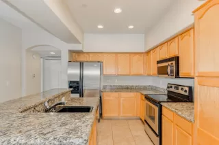 Photo #6: 5991539 Listing