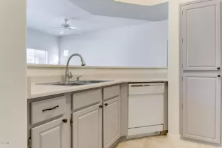 Photo #6: 5991714 Listing 