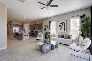 Photo #4: 5991985 Listing