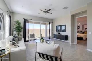 Photo #5: 5991985 Listing