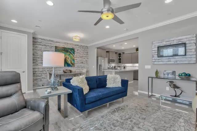 MLS: 5992689 Condo For Sale