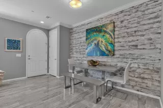 Photo #3: 5992689 Listing 