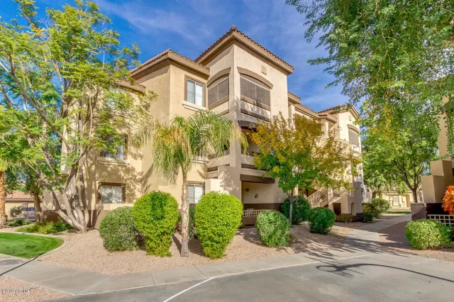 MLS: 5992819 Condo For Sale