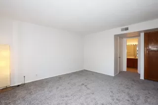 Photo #6: 5993797 Listing 