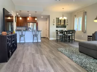 Photo #2: 5993927 Listing