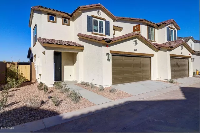 MLS: 5994444 Condo For Sale