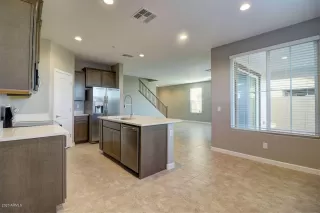 Photo #4: 5994444 Listing