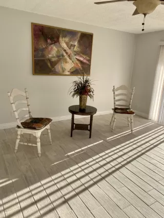 Photo #4: 5994938 Listing