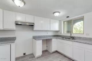 Photo #4: 5996533 Listing