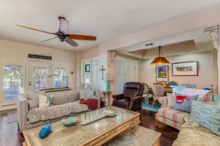 Photo #4: 5997113 Listing