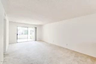 Photo #3: 5997363 Listing