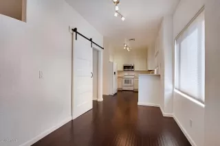 Photo #2: 5998407 Listing