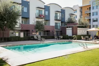 Photo #5: 5999085 Listing