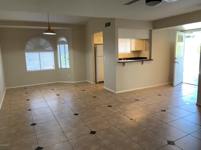 MLS: 5999953 Condo For Sale