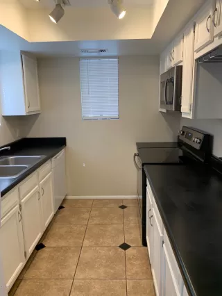 Photo #2: 5999953 Listing 