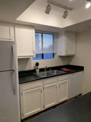 Photo #6: 5999953 Listing 