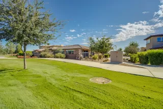 Photo #2: 6000101 Listing