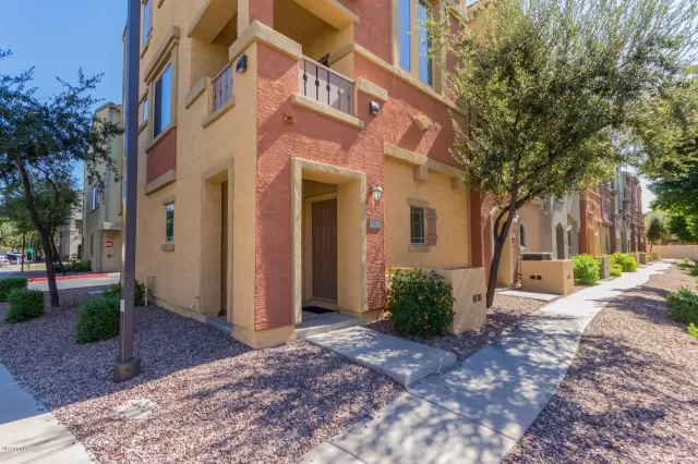 MLS: 6001727 Condo For Sale